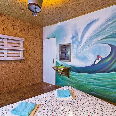 Albergue Eco - Tribo Da Ferrel (Leiria)