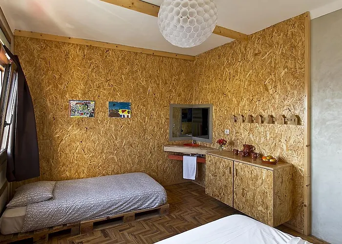 Vandrarhem Eco - Tribo Da *